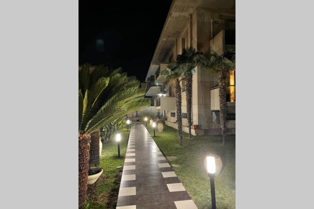 אבולה La Taverna Della Loggia מראה חיצוני תמונה