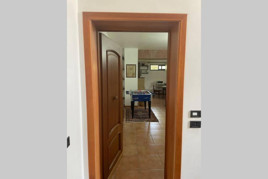 אבולה La Taverna Della Loggia מראה חיצוני תמונה