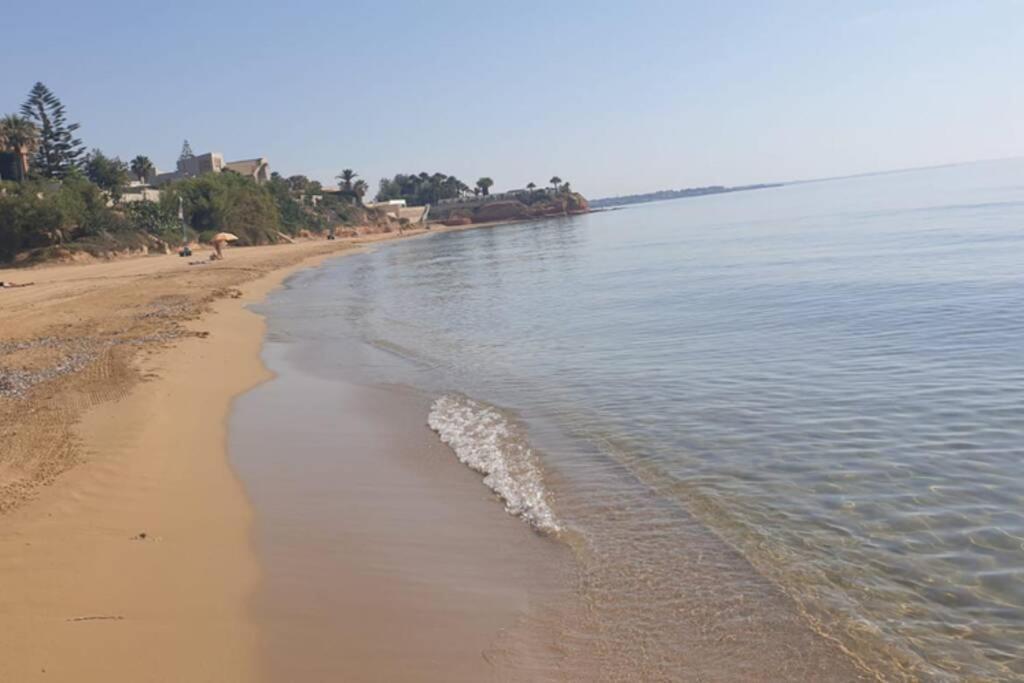אבולה La Taverna Della Loggia מראה חיצוני תמונה